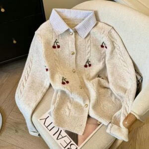 Skin Collar Sweater