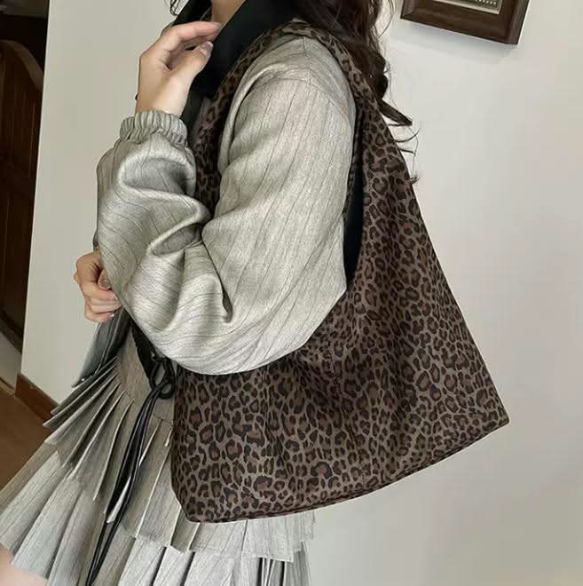 leopard hobo bag - Image 3