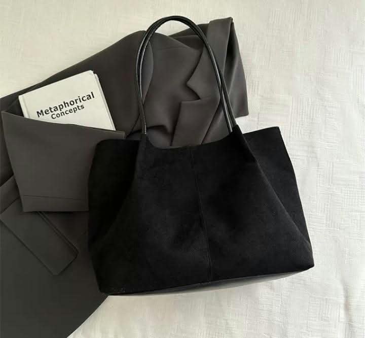 Black tote bag - Image 2